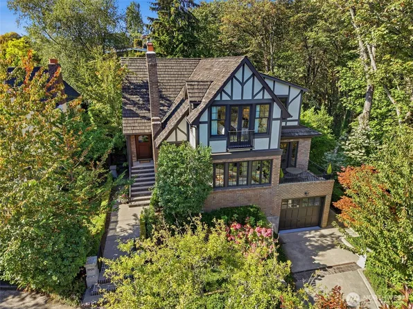 1905 33rd Avenue S, Seattle, WA 98144