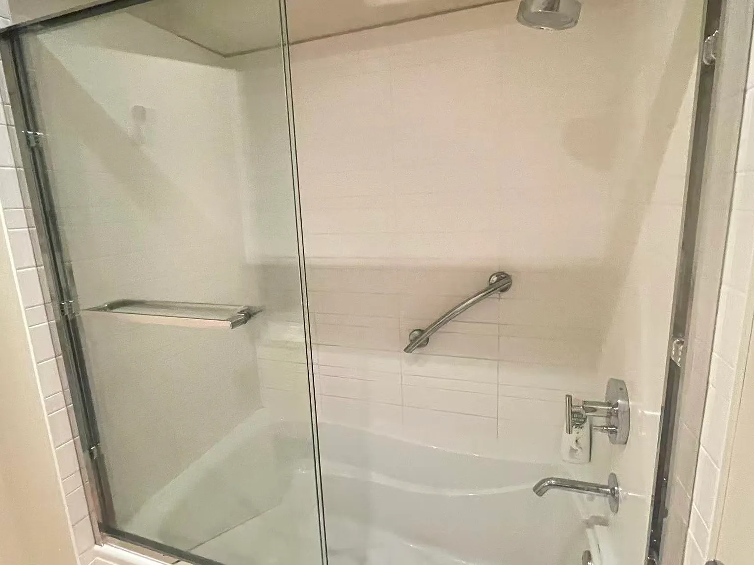 1 bed, 250 sqft, $2,000 — Photo 4