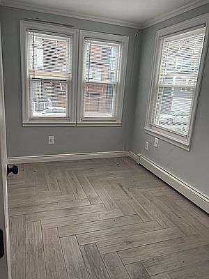 4th image of 2125 Quimby Ave #2
