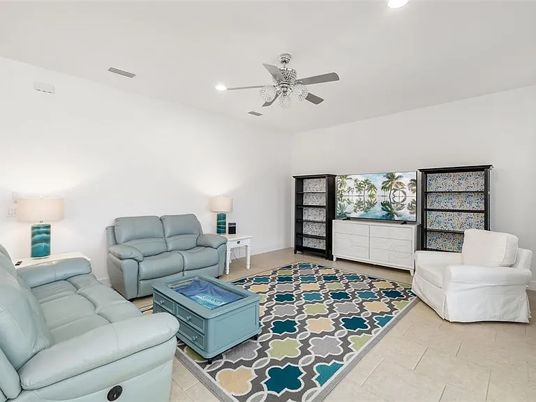 7070 Indus Valley Cir — Photo 15