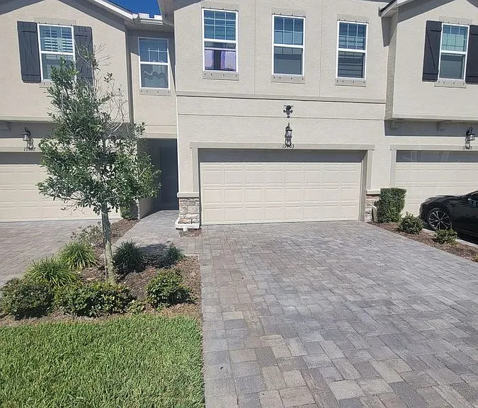 19403 Blue Pond Dr — Photo 1