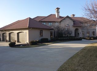205 N Running Ridge Rd, Lawrence, KS 66049