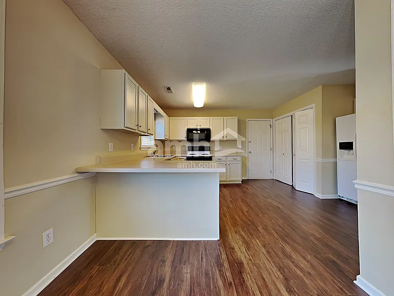 5535 Bridgegate Dr — Photo 7