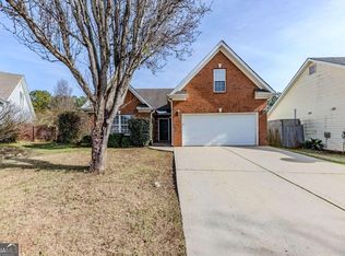 1708 Queen Victoria Ct, Locust Grove, GA 30248