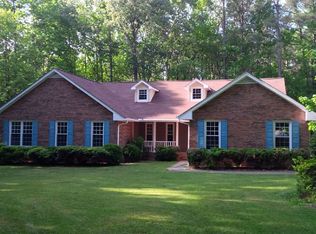 191 Ginger Cake Trl, Fayetteville, GA 30214