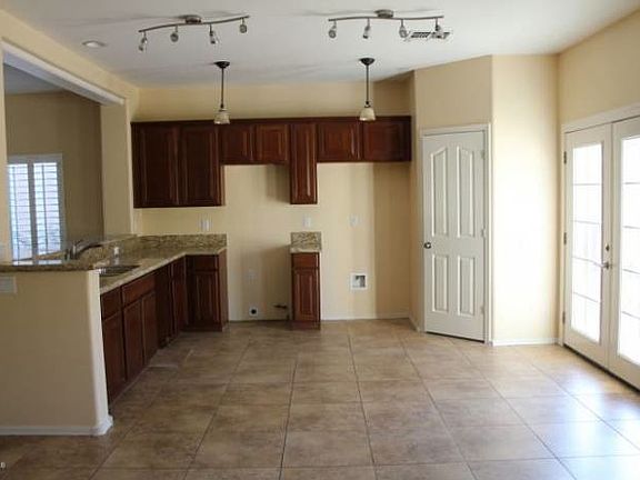 4th image of 2118 N 94th Ln
