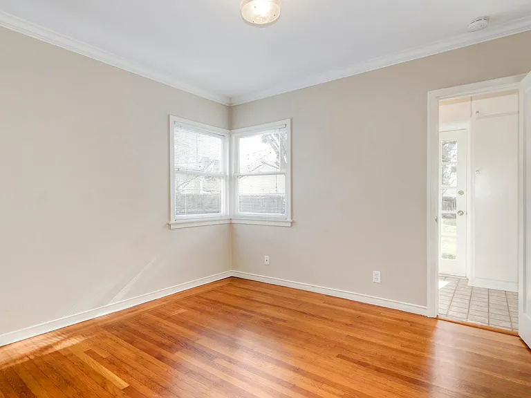 5228 G St — Photo 25
