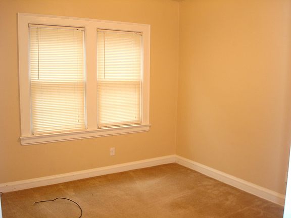 4th image of 3574 Winchell Rd
