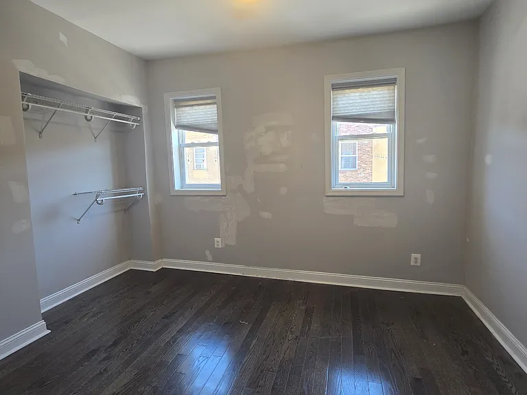 2432 S Hutchinson St — Photo 22
