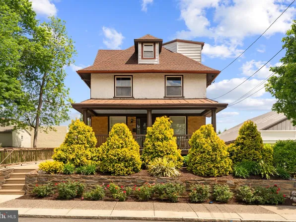 11 E Spring Ave, Ardmore, PA 19003