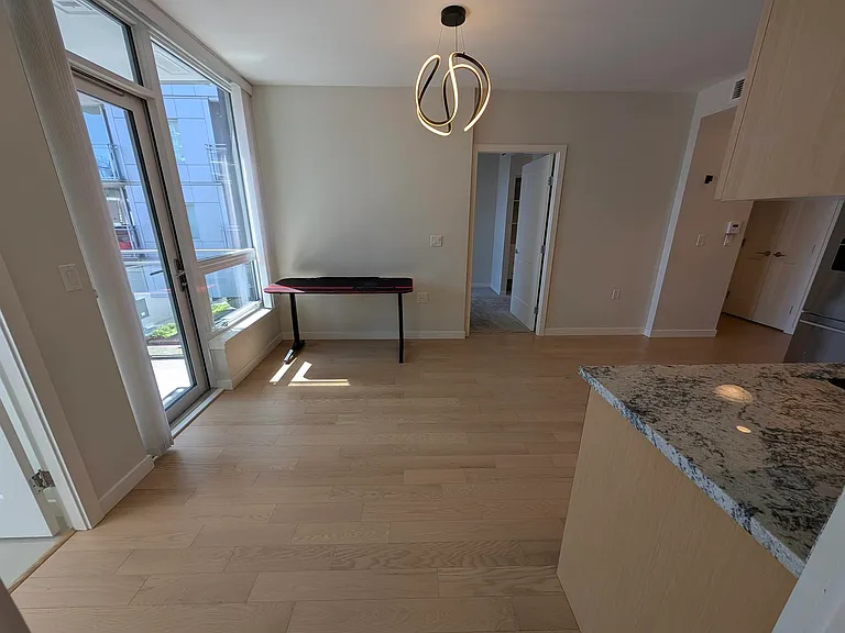 1708 Ontario St #4 — Photo 18