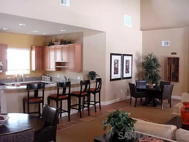 10637 Golden Willow Trl — Photo 9