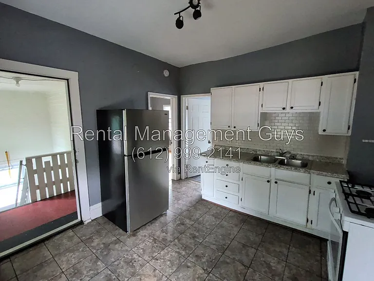 2411 Golden Valley Rd #2 — Photo 3