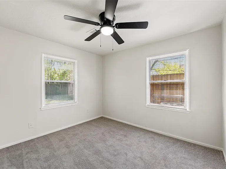 7725 Saint Lo Rd — Photo 16