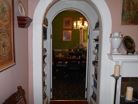 archway  living room -dining