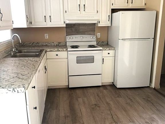 5th image of 800 Verdant Dr APT B