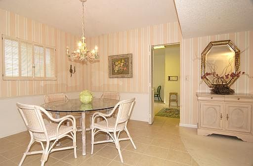 5th image of 16910 Bay St APT 205
