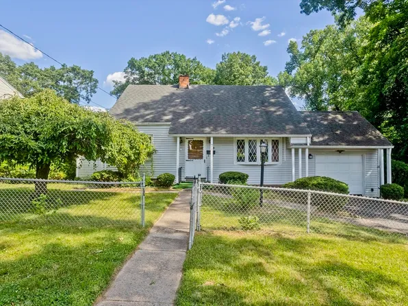 21 Bremen St, Springfield, MA 01108