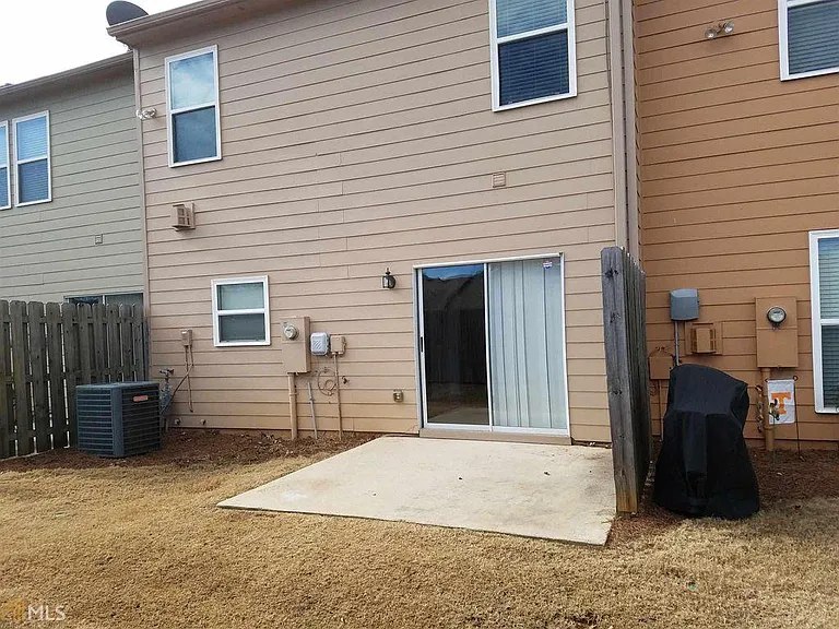 4961 Sherwood Way — Photo 8