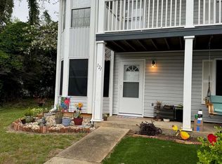 1500 E Johnson Ave APT 121, Pensacola, FL 32514