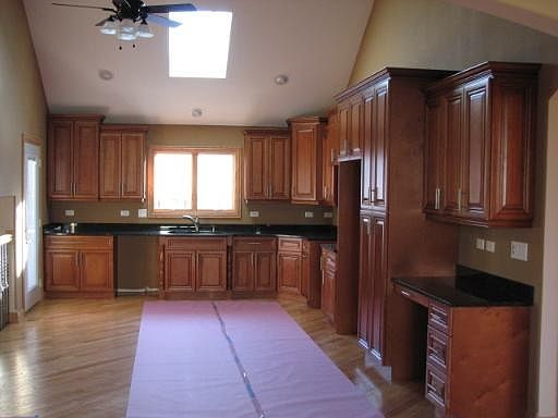 5th image of 8058 S Latrobe Ave
