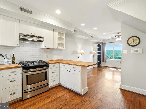 1342 L St SE, Washington, DC 20003