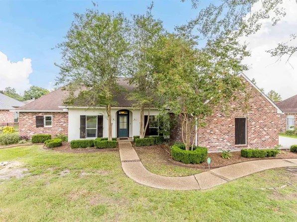 6023 Riverbend Lakes Dr, Baton Rouge, LA 70820