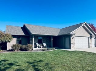 1307 Rita Ct, Appleton, WI 54915