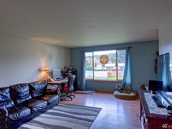 5th image of 1439 Orchard Ct N