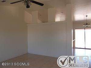 022-206346 living rm