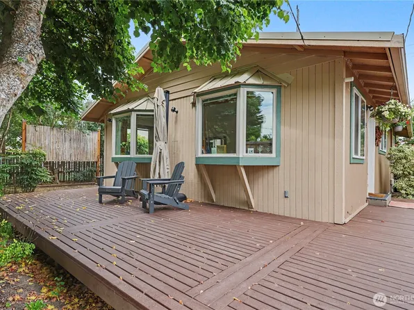 1114 W Sixteenth Street, Port Angeles, WA 98363