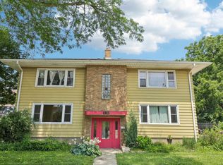 2106 Center Ave APT 2, Madison, WI 53704