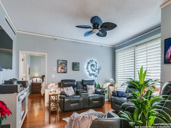 1 Towers Park Ln #316, San Antonio, TX 78209