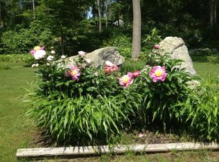 10 Oak Tree Ln, New Fairfield, CT 06812