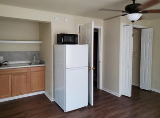 305 E Sabine St #B, Victoria, TX 77901