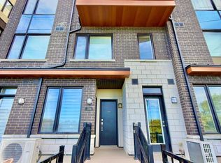 1555 Kingston Rd #318, Pickering, ON L1V 0E9