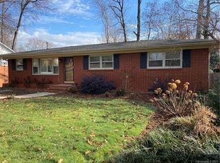 5821 Brookhaven Rd, Charlotte, NC 28210