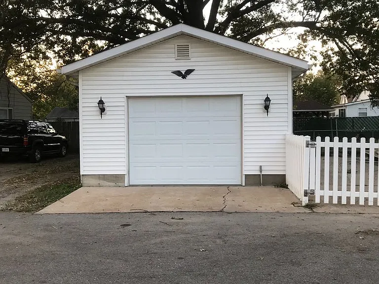 4600 Heidelberg Ave — Photo 19