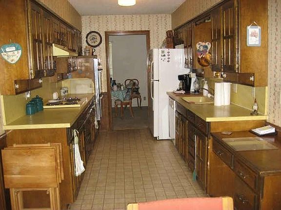 5th image of 114 Marys Ct