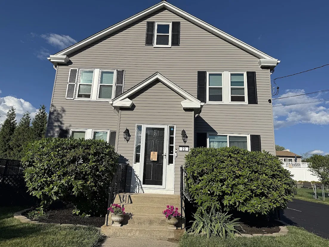 22 Friendship St — Photo 1