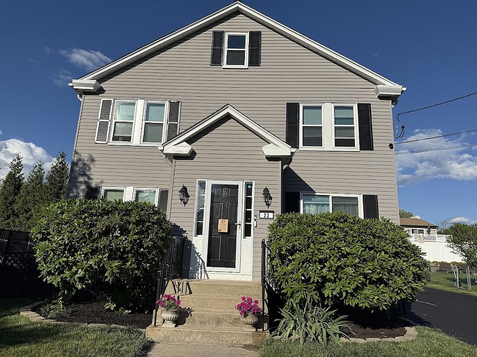 Front of House / Main View