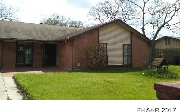 1st image of 2308 Lily Dr