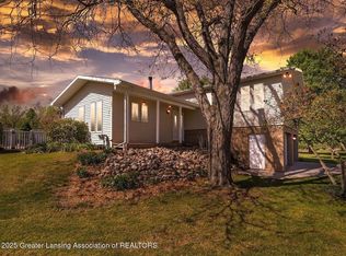 472 S Waverly Rd, Eaton Rapids, MI 48827