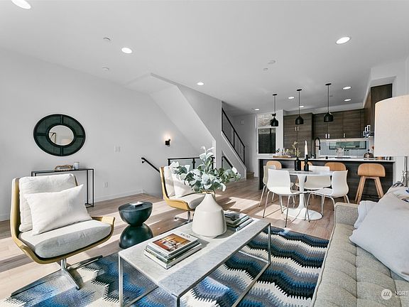 3rd image of 1013 B 6th Avenue N