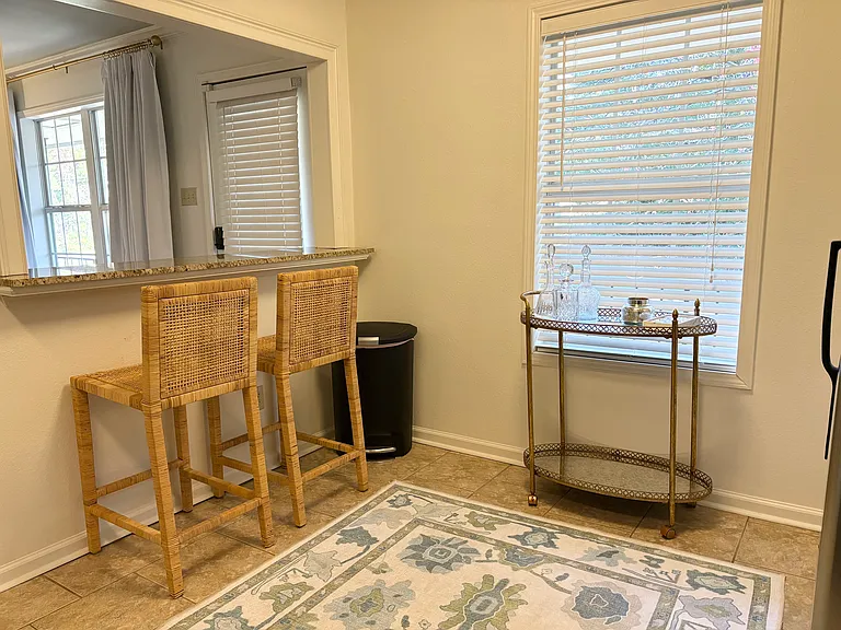 606 Park Ln #606 — Photo 3