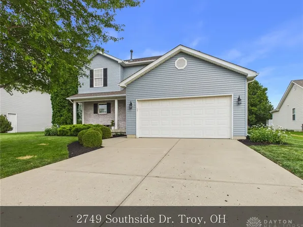 2749 Southside Dr, Troy, OH 45373