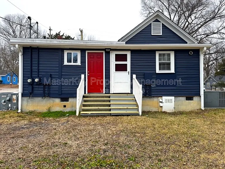 302 Raynor St #B — Photo 15
