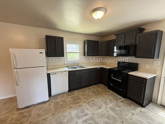 3rd image of 11001 Westminster Ct
