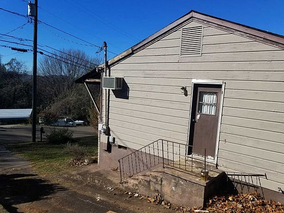 3rd image of 3014 Peachtree St