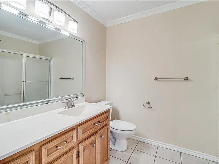 6330 Penny Ln — Photo 31